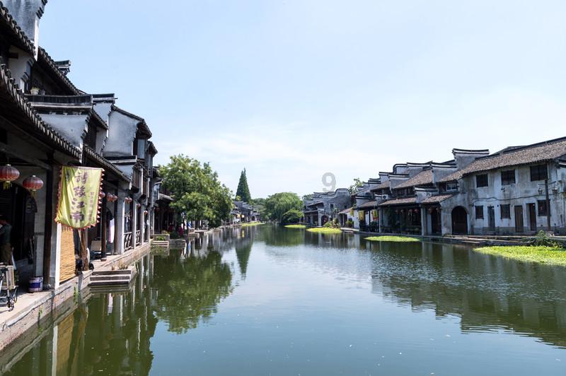 你的父母给你进行过性教育吗？是怎么做的？
